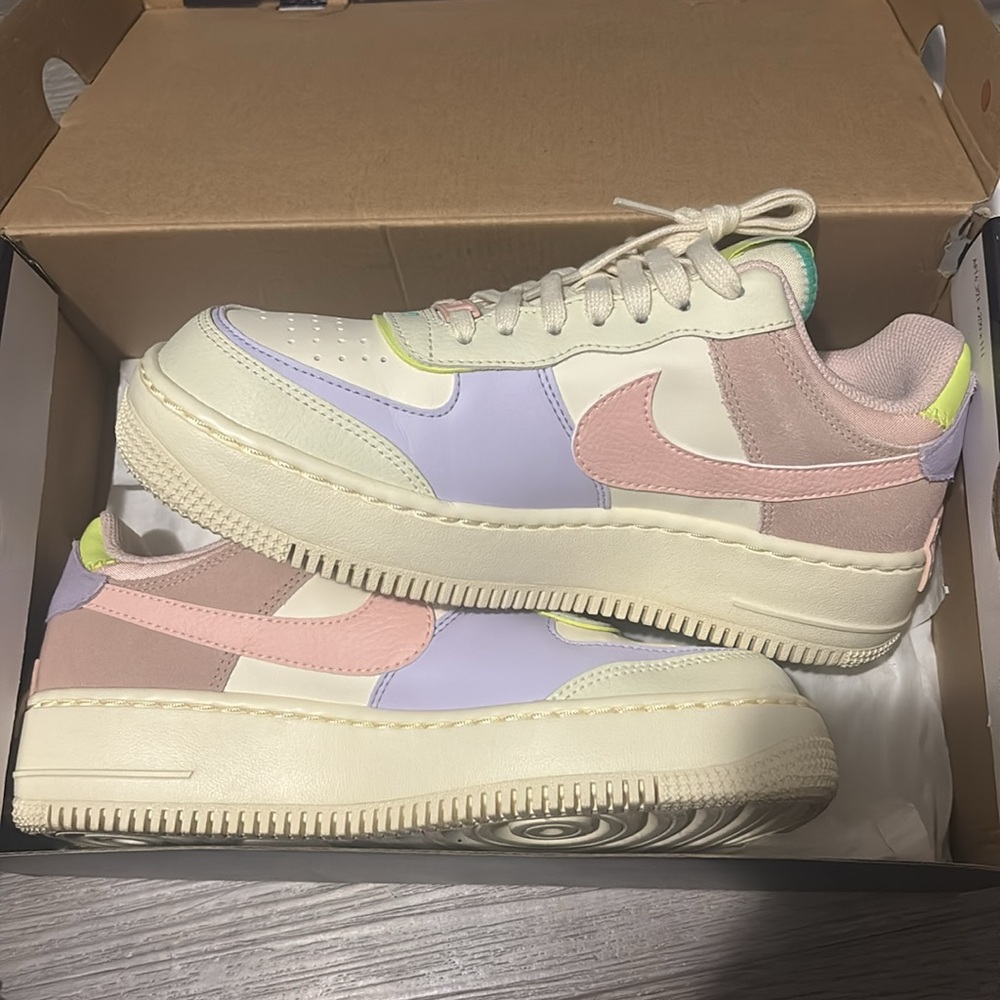 Nike Pink and Purple Retro-Inspired Sneakers - Picture 2 of 2